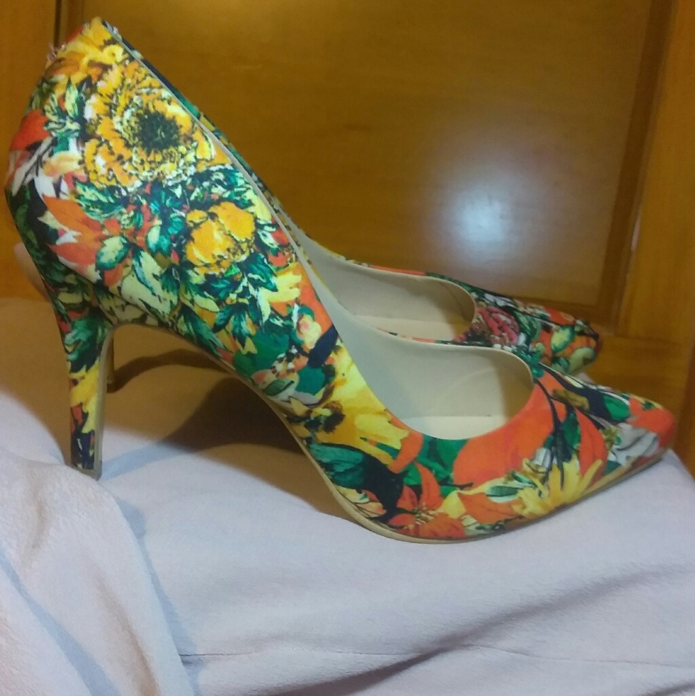 Andrea high heels